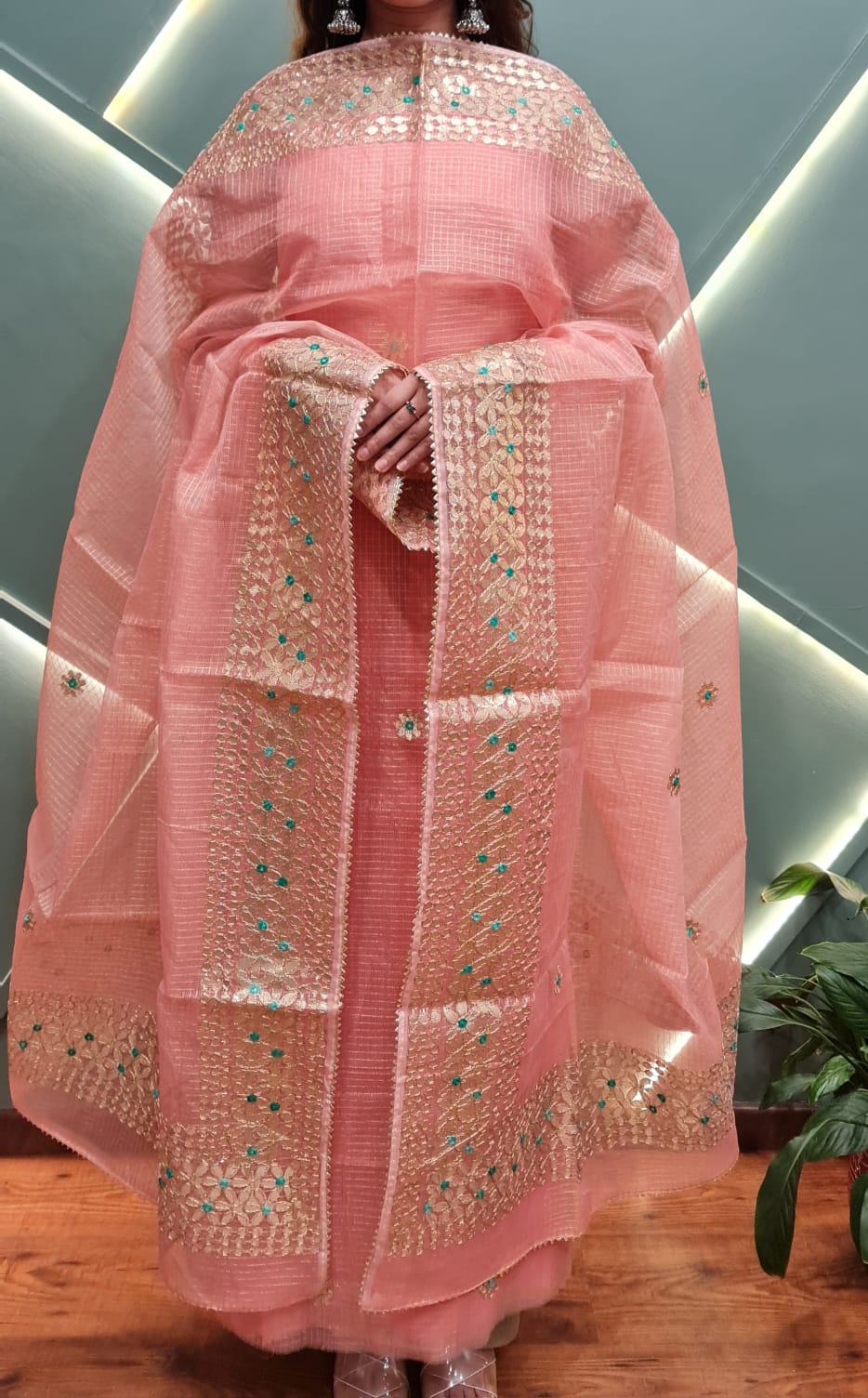 Pinky gota