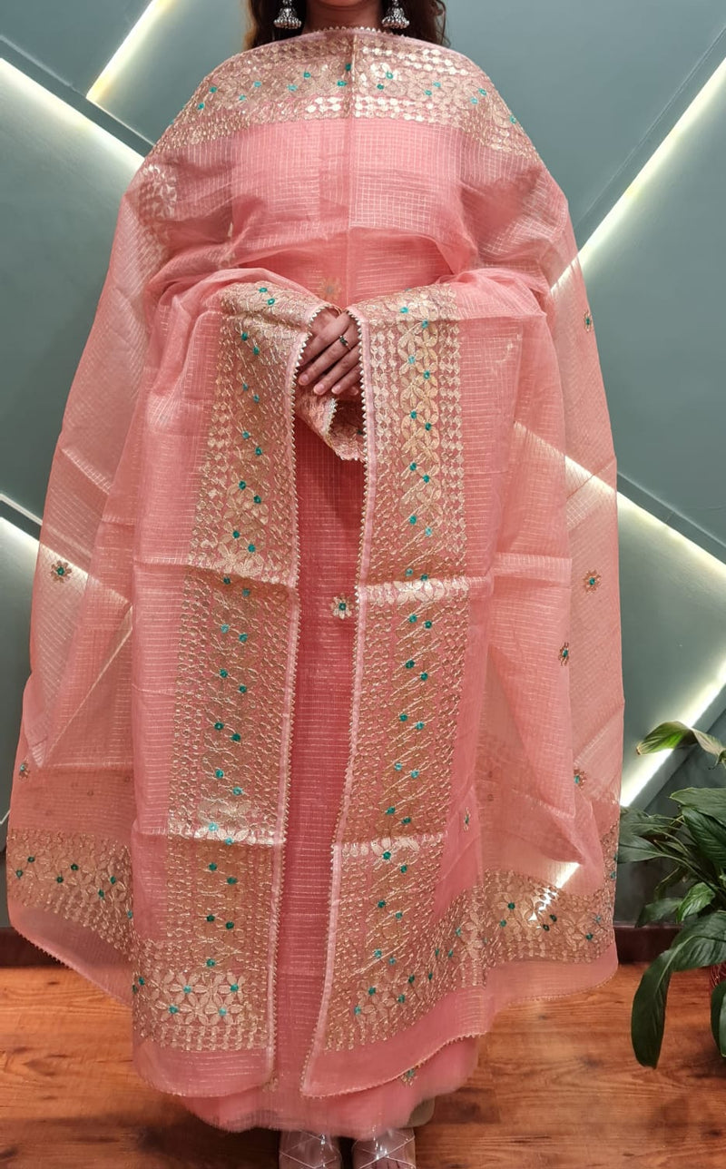 Pinky gota